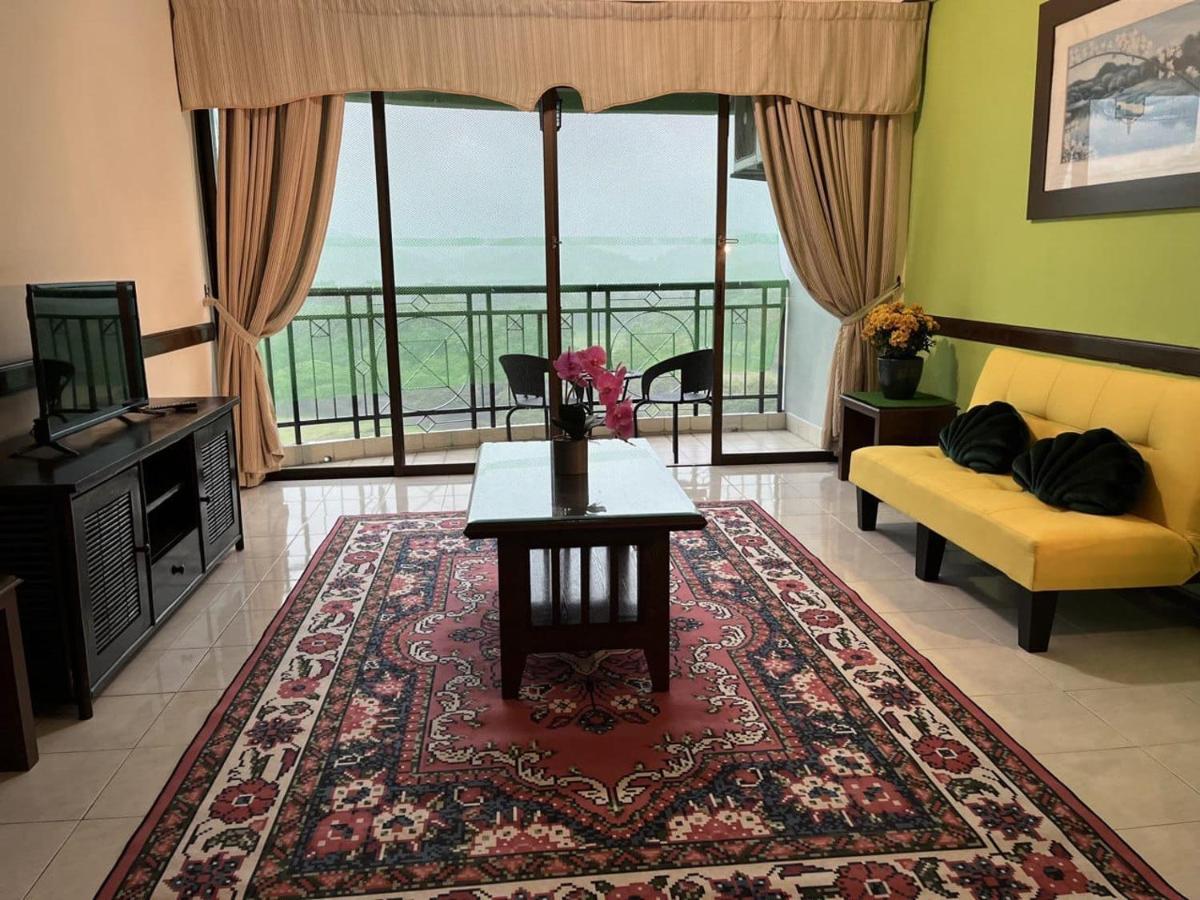 Dsavoy Afamosa Melaka Apartment Exterior photo